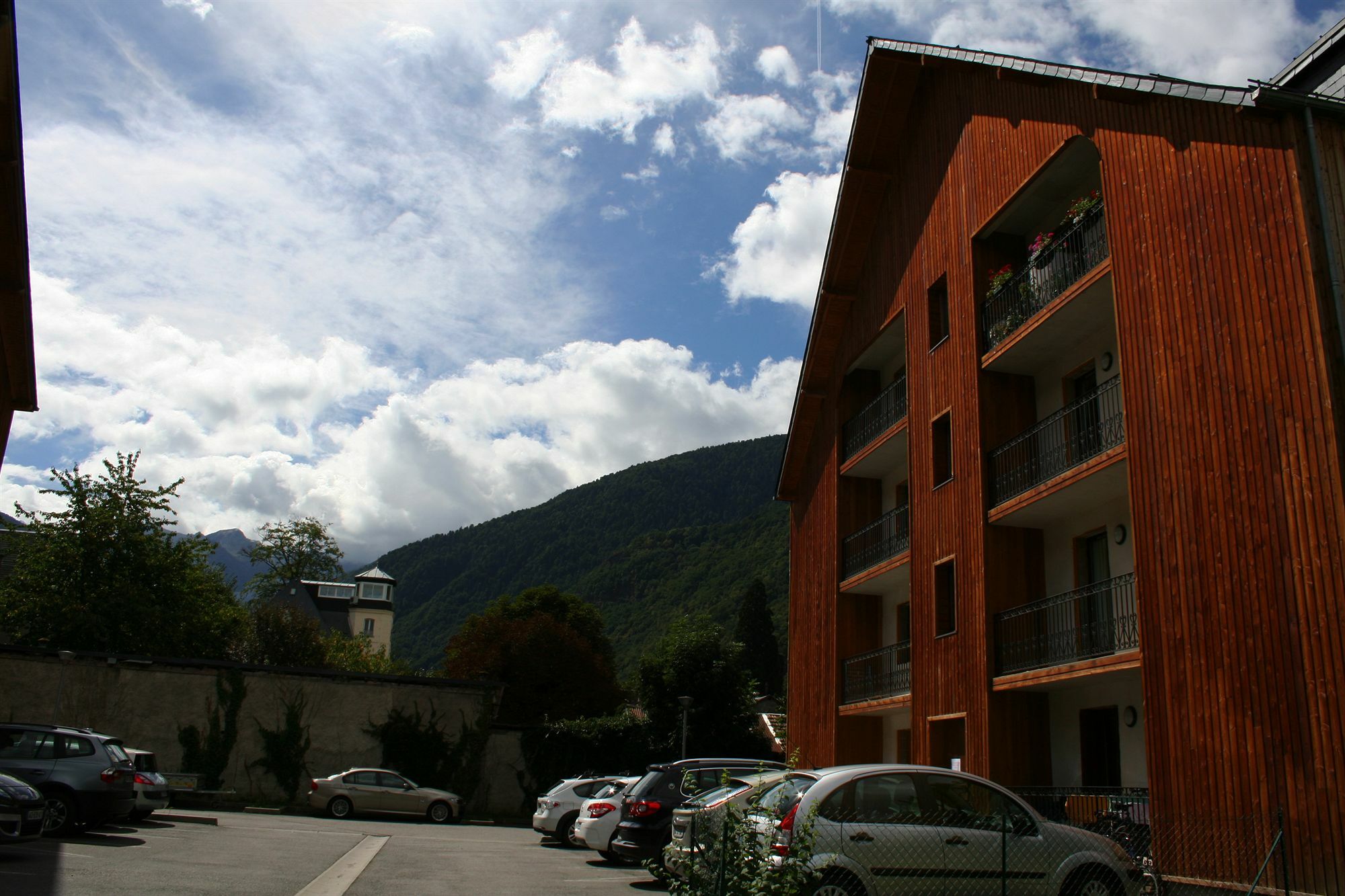 Residence Les Jardins De Ramel By Popinns Bagnères-de-Luchon エクステリア 写真